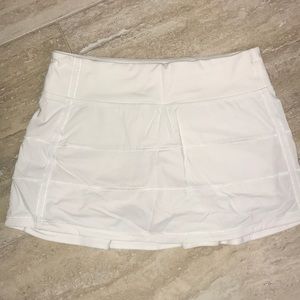 Lululemon white tennis skirt